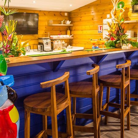 Hotel Fregate Bleue Le Francois Bagian luar foto