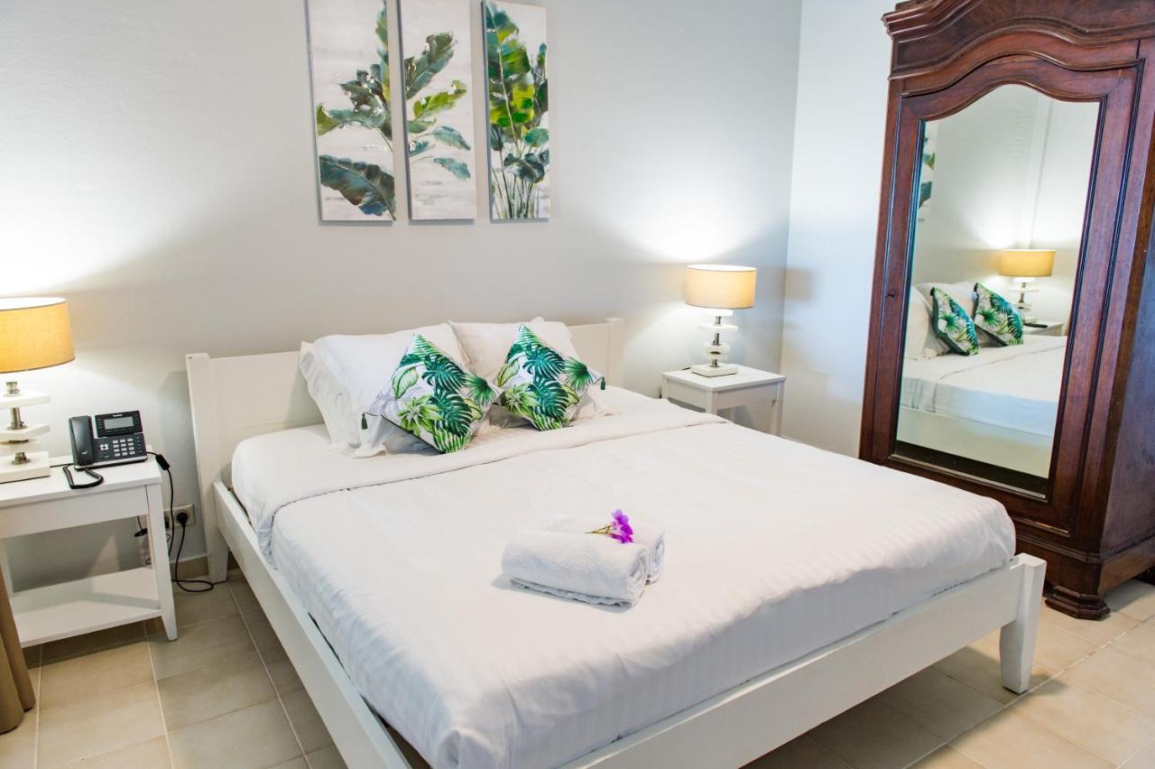 Hotel Fregate Bleue Le Francois Ruang foto