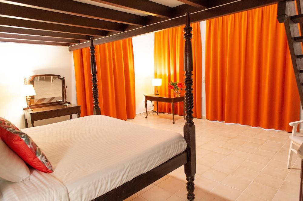Hotel Fregate Bleue Le Francois Bagian luar foto