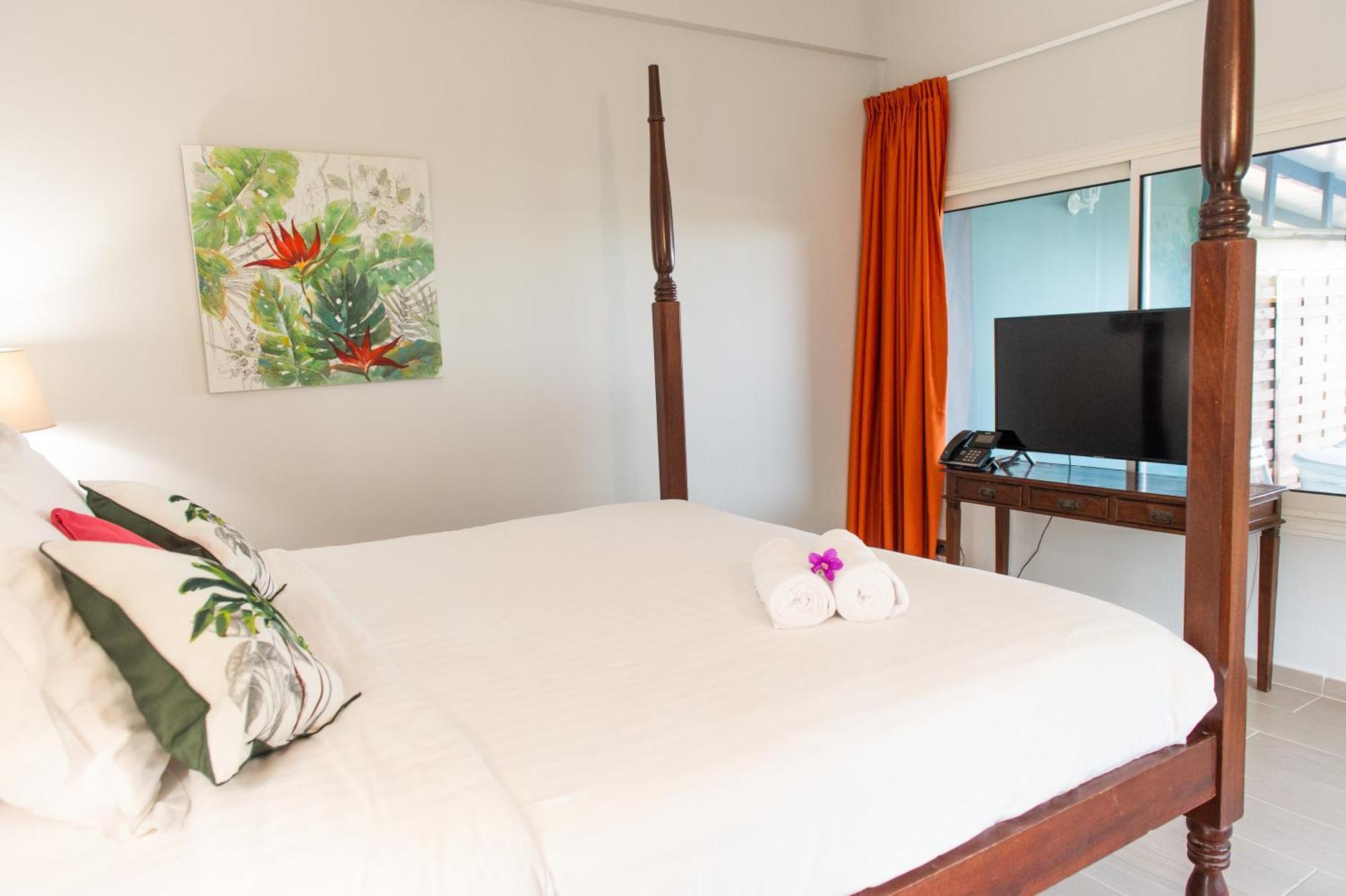 Hotel Fregate Bleue Le Francois Ruang foto